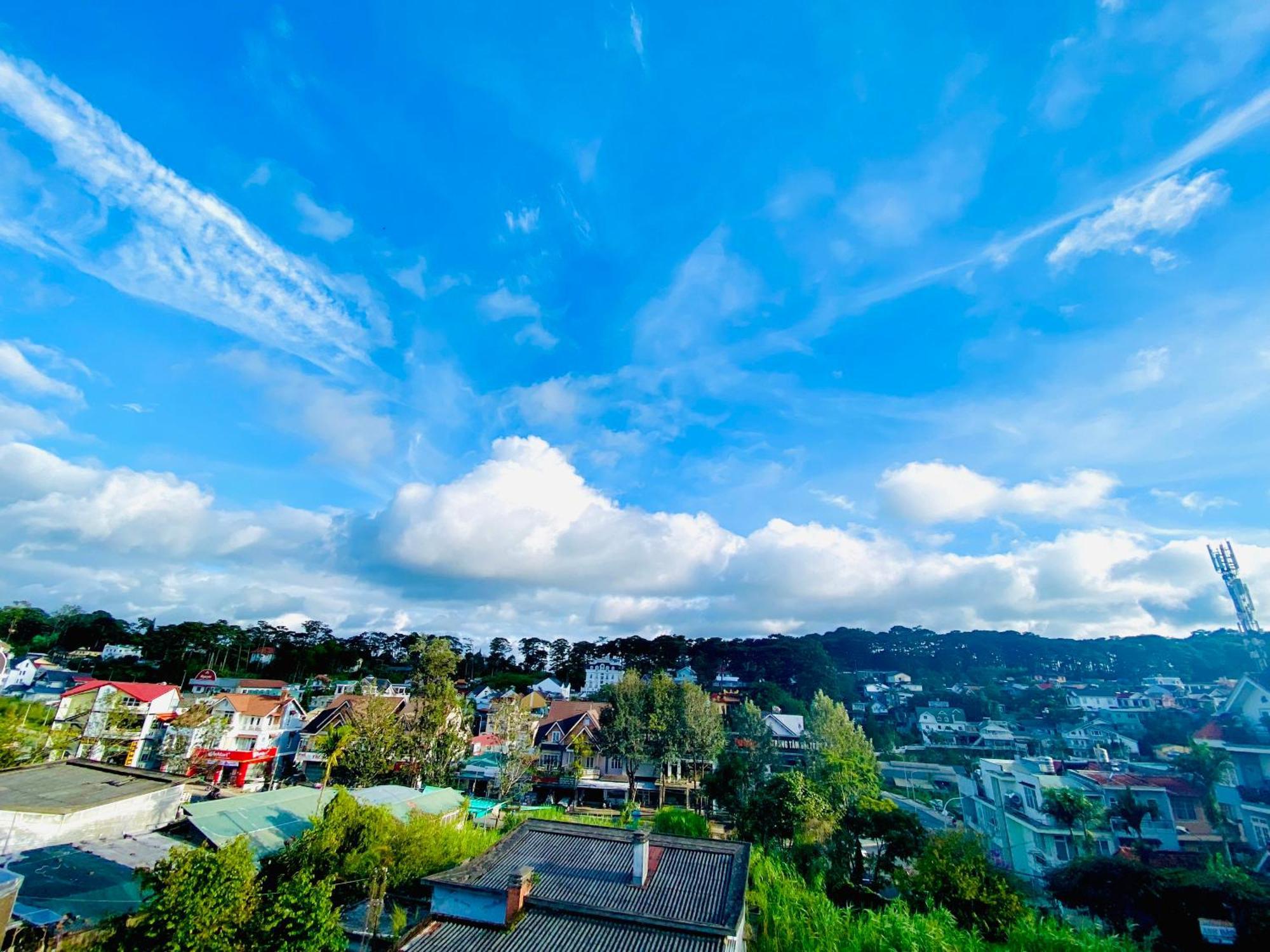 Roha Hotel Dalat Bagian luar foto